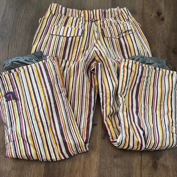 Burton Women’s Colorful Striped Ski Pants Medium - Picture 10 of 16